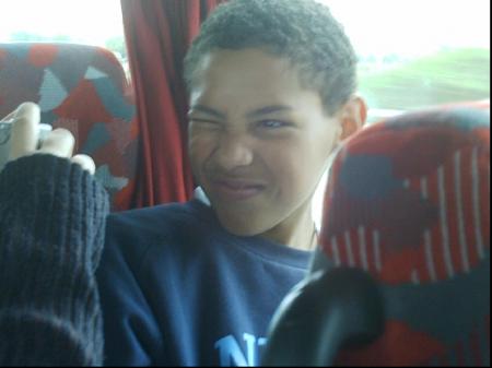 Amine le mec au 1000 grimace